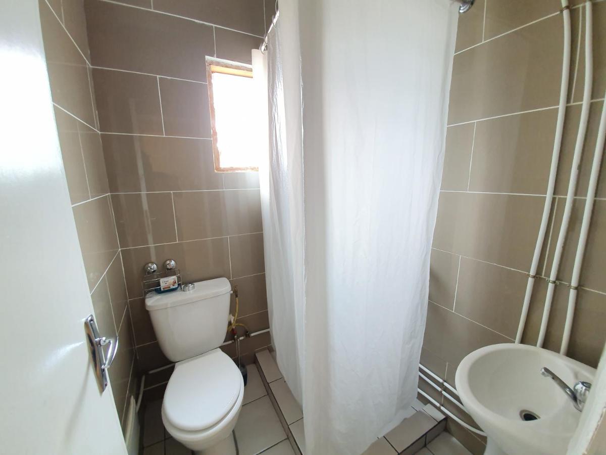 Appartement Makepe Bm 2 Douala Eksteriør billede