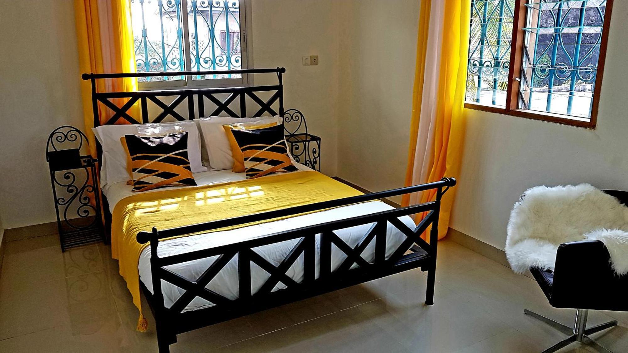 Appartement Makepe Bm 2 Douala Eksteriør billede