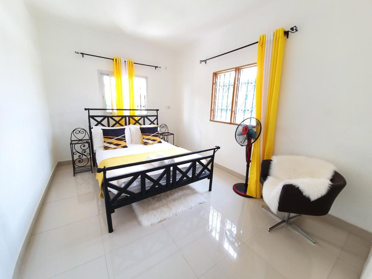 Appartement Makepe Bm 2 Douala Eksteriør billede